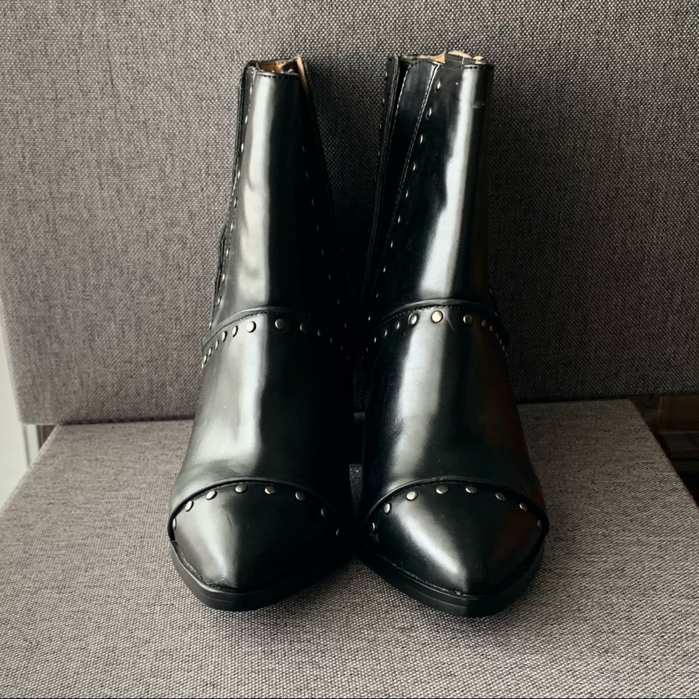 Studded 3” Ankle bootie 👢 6.5 Wmn - Picture 3 of 4
